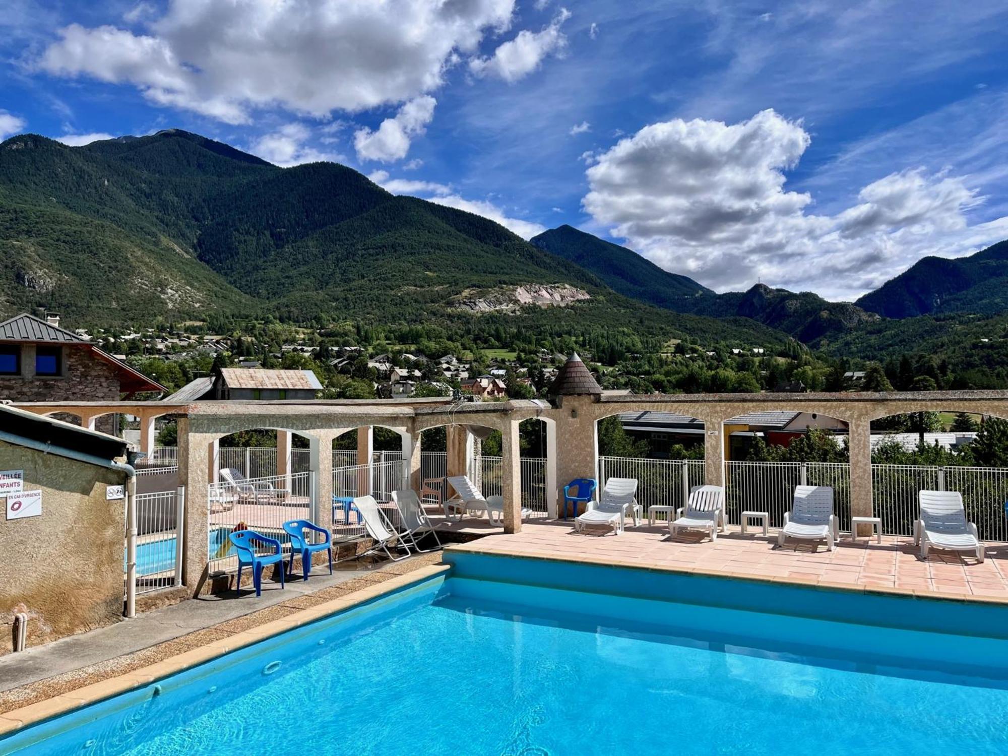 Hotel Le Catinat Fleuri Guillestre Exteriér fotografie